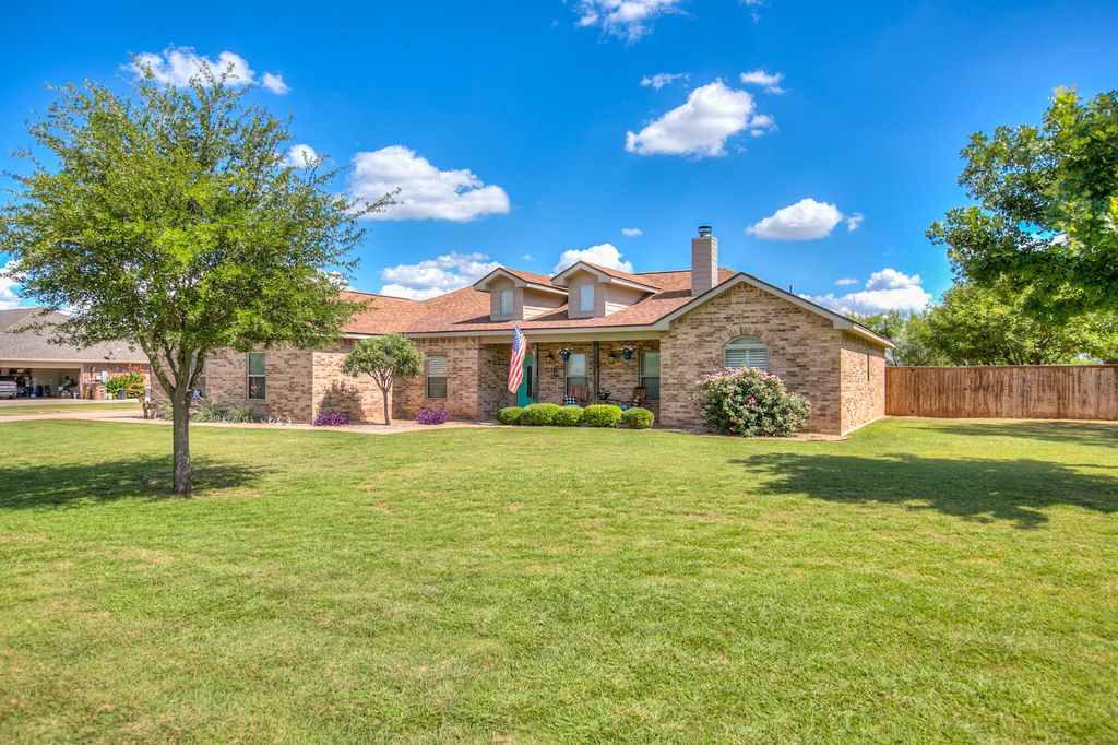 Image 2 of property listing at 1487 Stone Meadow Lane, San Angelo, TX 76904