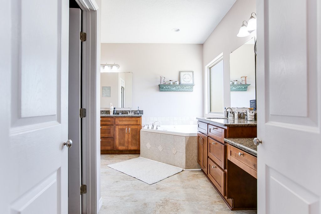 Image 22 of property listing at 1487 Stone Meadow Lane, San Angelo, TX 76904