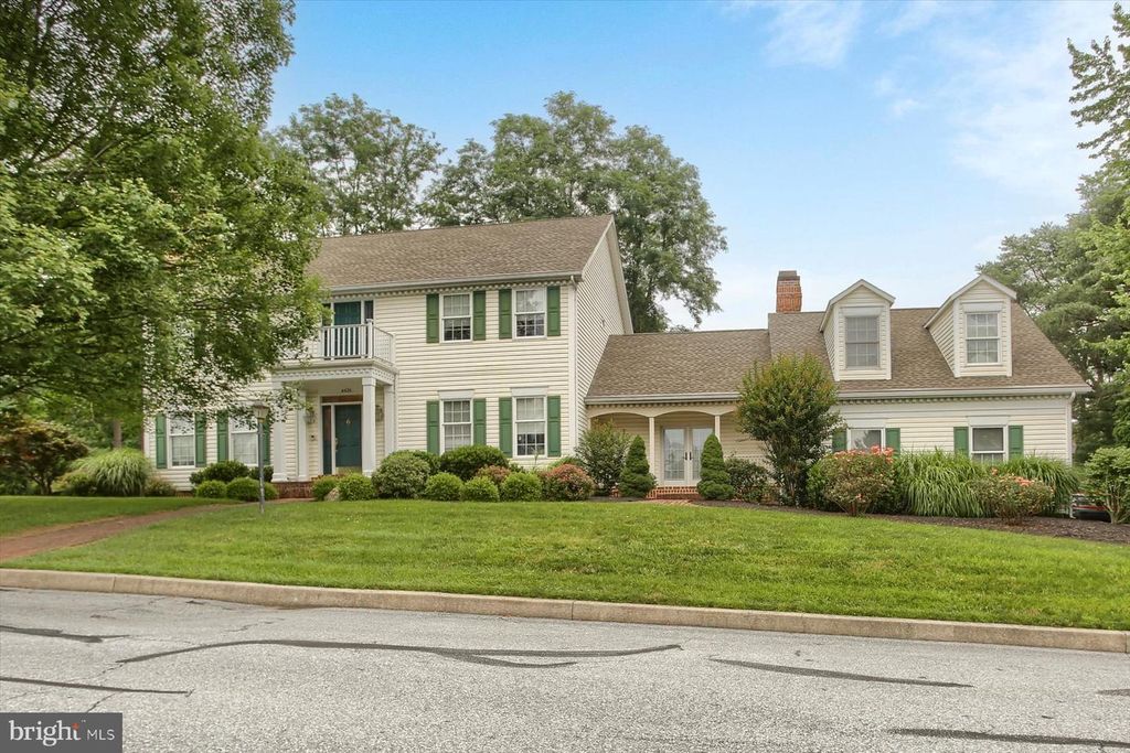 4426 GREENRIDGE LN, Harrisburg, PA 17112
