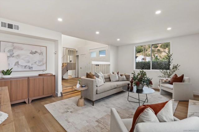7931 Deerfield St, San Diego, CA 92120