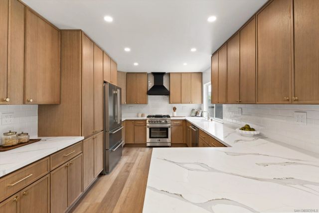 7931 Deerfield St, San Diego, CA 92120