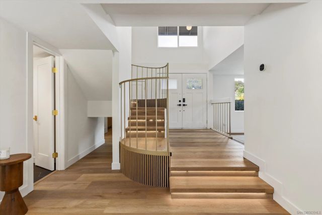 7931 Deerfield St, San Diego, CA 92120