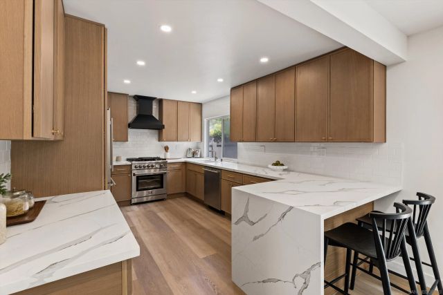 7931 Deerfield St, San Diego, CA 92120