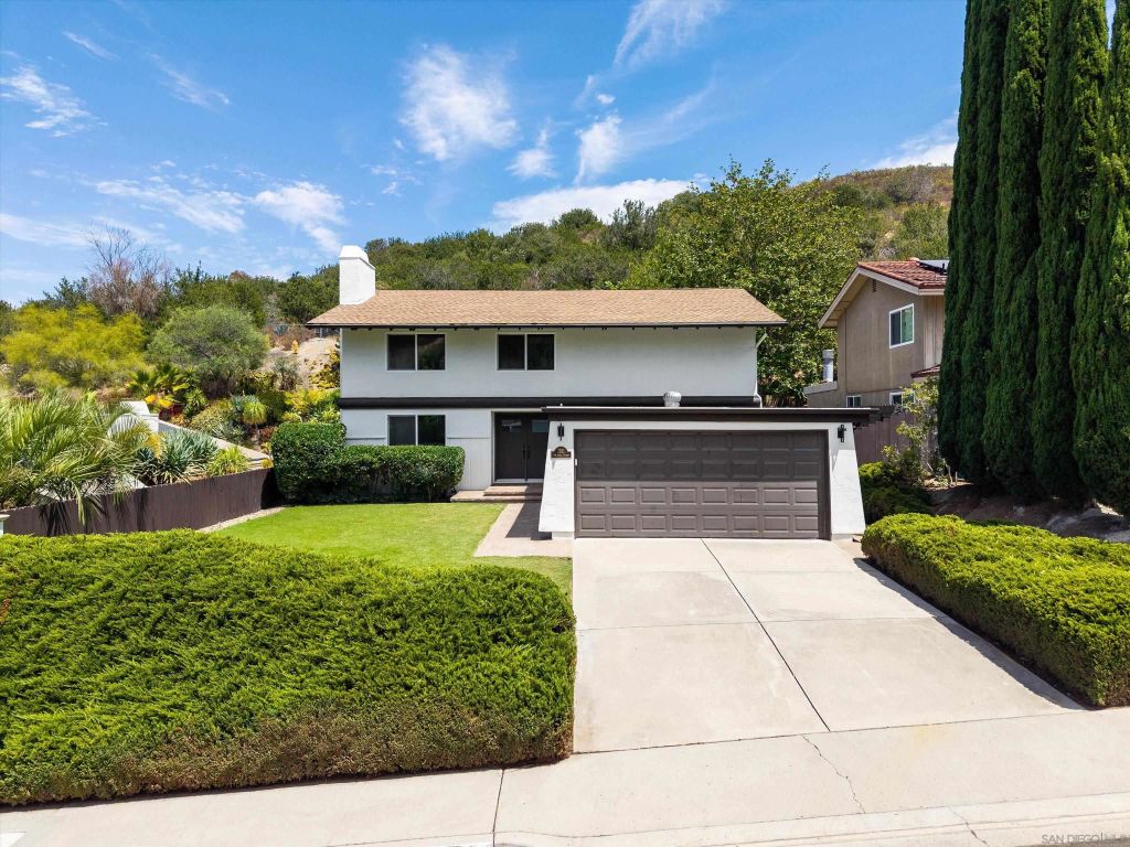 7931 Deerfield St, San Diego, CA 92120