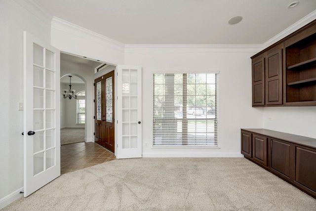 15633 INTERLACHEN DR, Austin, TX 78717