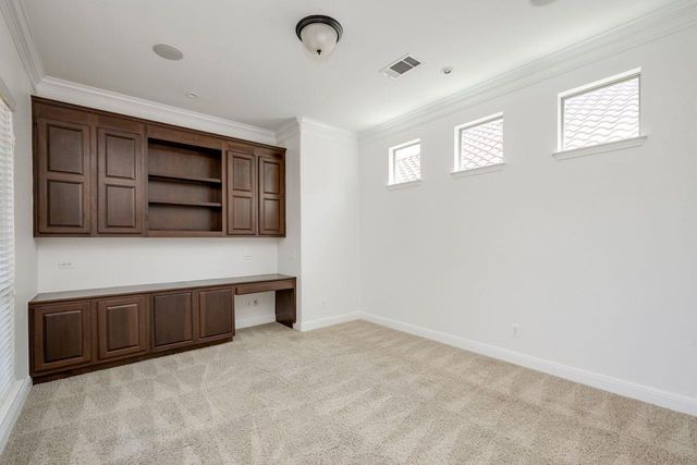 15633 INTERLACHEN DR, Austin, TX 78717
