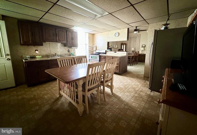 244 HERMITAGE ST, Philadelphia, PA 19127