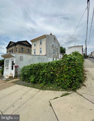 244 HERMITAGE ST, Philadelphia, PA 19127