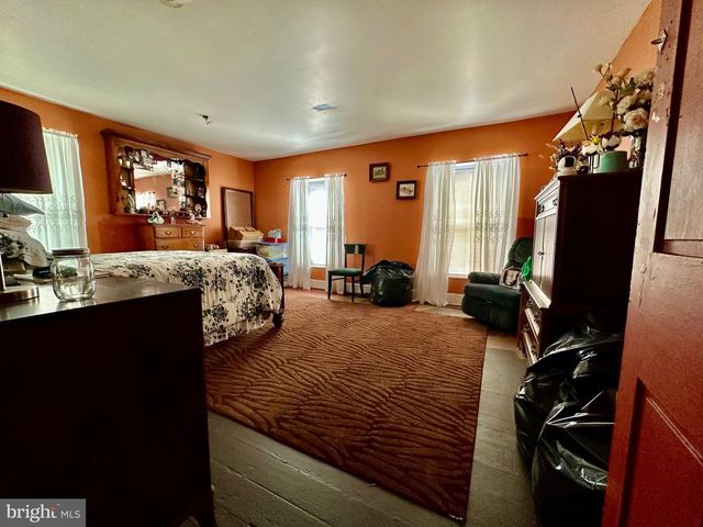 244 HERMITAGE ST, Philadelphia, PA 19127