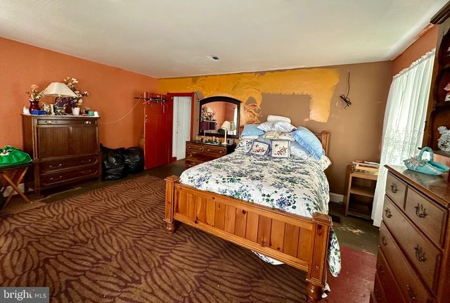 244 HERMITAGE ST, Philadelphia, PA 19127