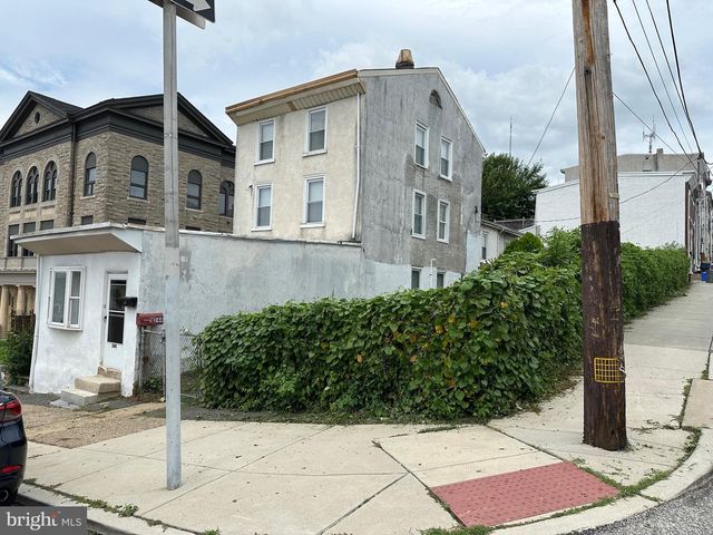 244 HERMITAGE ST, Philadelphia, PA 19127