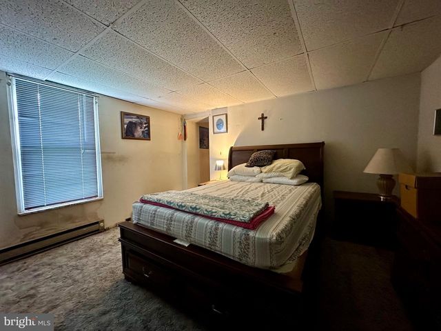 244 HERMITAGE ST, Philadelphia, PA 19127