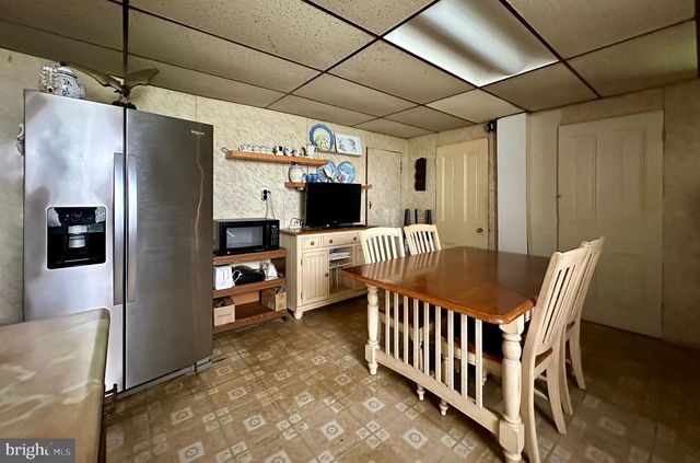 244 HERMITAGE ST, Philadelphia, PA 19127