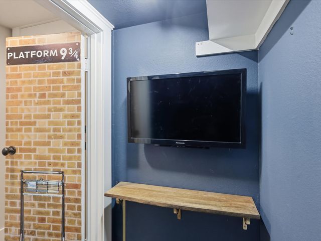 405 N Chestnut Street, Mckinney, TX 75069