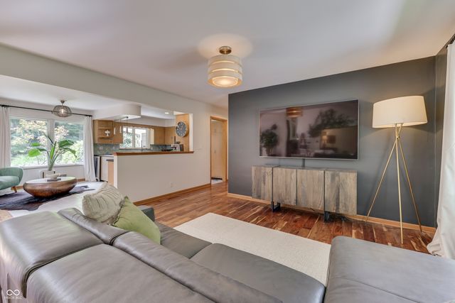 39 Highland Manor Court N, Indianapolis, IN 46228
