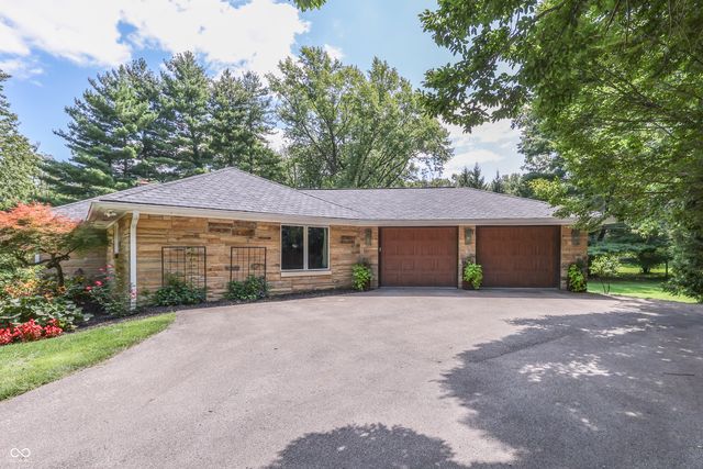 39 Highland Manor Court N, Indianapolis, IN 46228