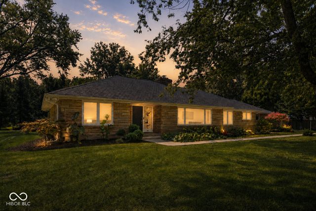 39 Highland Manor Court N, Indianapolis, IN 46228