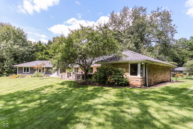 39 Highland Manor Court N, Indianapolis, IN 46228
