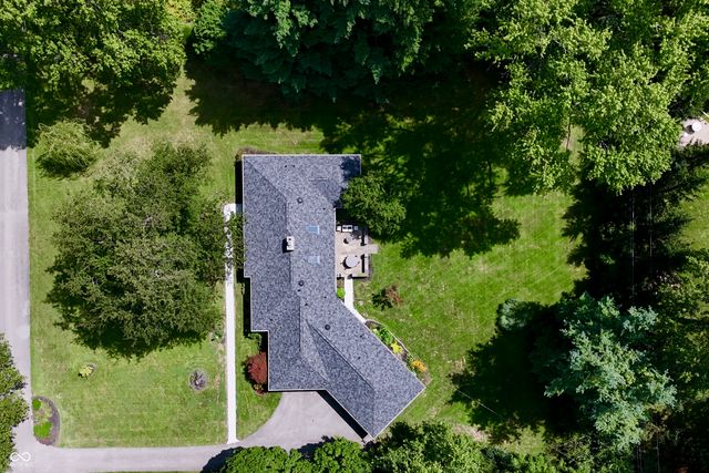 39 Highland Manor Court N, Indianapolis, IN 46228