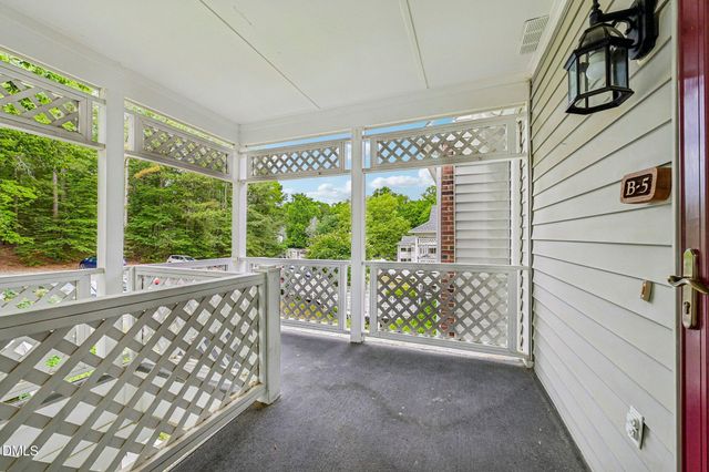 411 Gooseneck B5, Cary, NC 27513