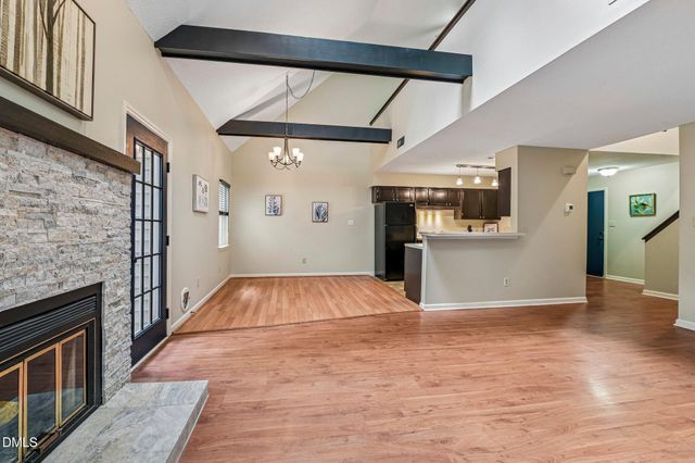 411 Gooseneck B5, Cary, NC 27513