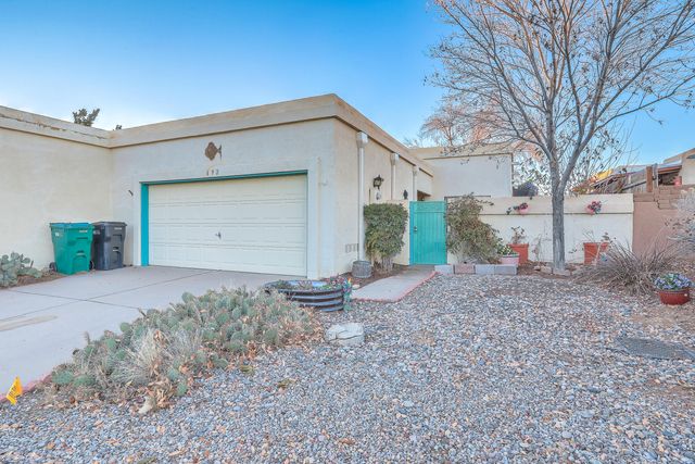 692 Lakeview Circle SE, Rio Rancho, NM 87124