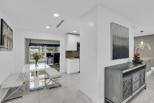 3150 Gulfstream Road, Palm Springs, FL 33461