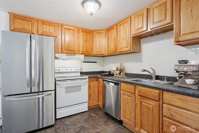 15314 Interlake Avenue N, Shoreline, WA 98133