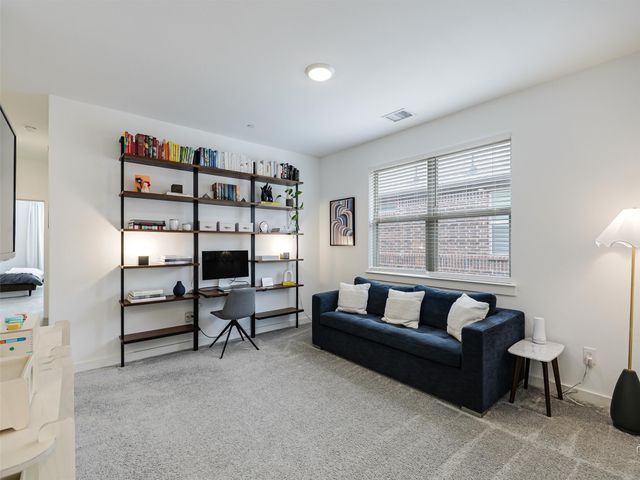 5912 Ridgeilne Drive, Mckinney, TX 75070