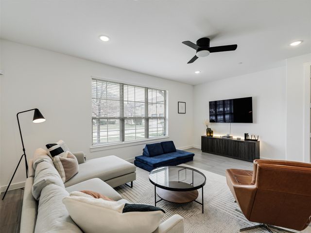 5912 Ridgeilne Drive, Mckinney, TX 75070