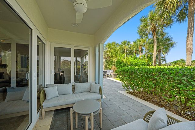 2235 Las Brisas Court, Wellington, FL 33414