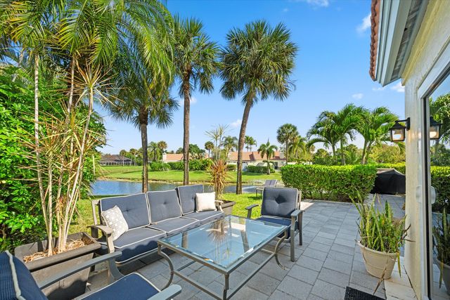 2235 Las Brisas Court, Wellington, FL 33414