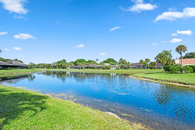 2235 Las Brisas Court, Wellington, FL 33414