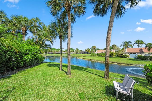 2235 Las Brisas Court, Wellington, FL 33414