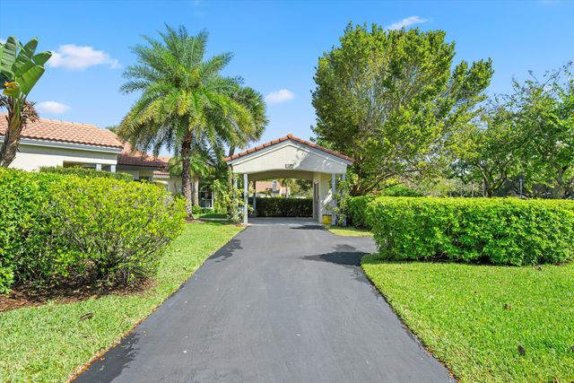 2235 Las Brisas Court, Wellington, FL 33414