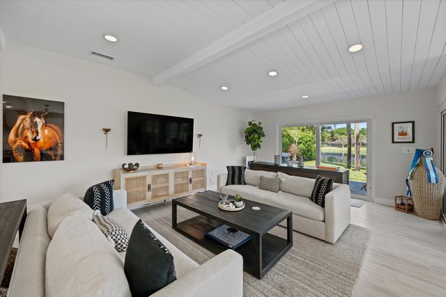 2235 Las Brisas Court, Wellington, FL 33414