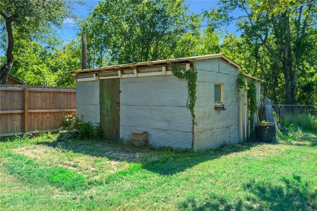 308 Madeline Drive, Bryan, TX 77802
