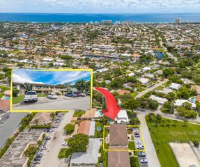 2131 NE 40th Ct #1-8, Lighthouse Point, FL 33064