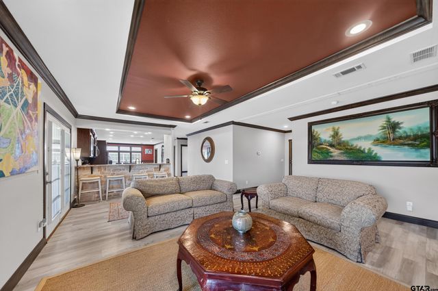 21138 County Road 4202, Chandler, TX 75758