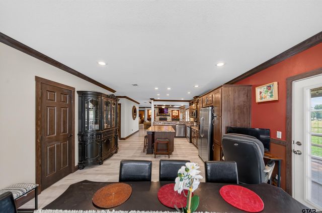 21138 County Road 4202, Chandler, TX 75758