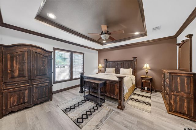 21138 County Road 4202, Chandler, TX 75758