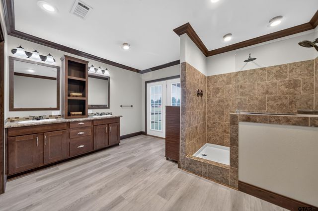 21138 County Road 4202, Chandler, TX 75758