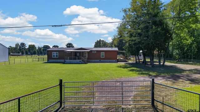21138 County Road 4202, Chandler, TX 75758