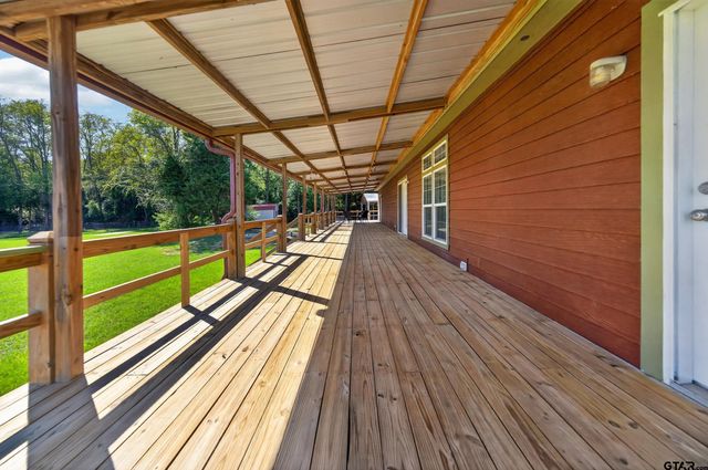 21138 County Road 4202, Chandler, TX 75758