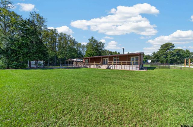 21138 County Road 4202, Chandler, TX 75758