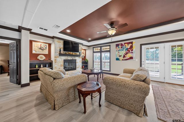 21138 County Road 4202, Chandler, TX 75758