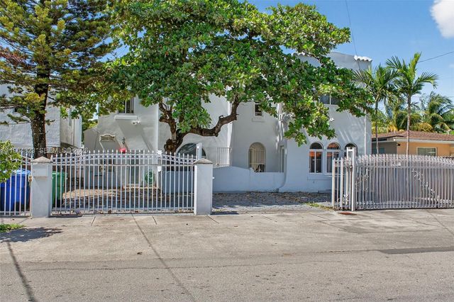 1680 NW 22nd Ct, Miami, FL 33125