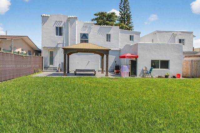 1680 NW 22nd Ct, Miami, FL 33125