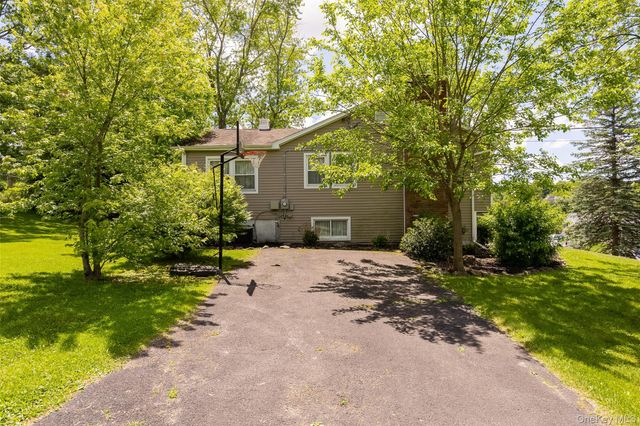 14 Balfour Drive, Wappingers Falls, NY 12590