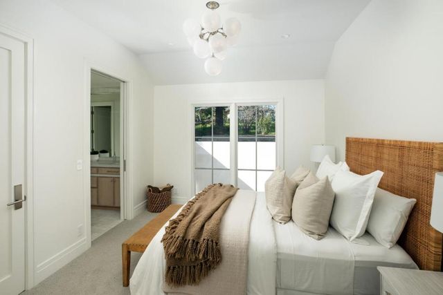 26321 Alexander Place, Los Altos Hills, CA 94022